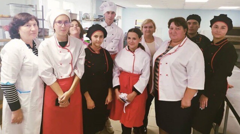 Технико-экономический колледж подольск. Лаишевский технико-экономический техникум общежитие. Лсхт лаишево. Лаишевский сельскохозяйственный техникум. Лаишево техникум общежитие.